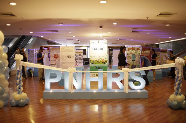 2017 PNHRS Week - Day 3 - Exhibit 